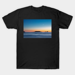 Worms Head, Rhossili Bay with the moon T-Shirt